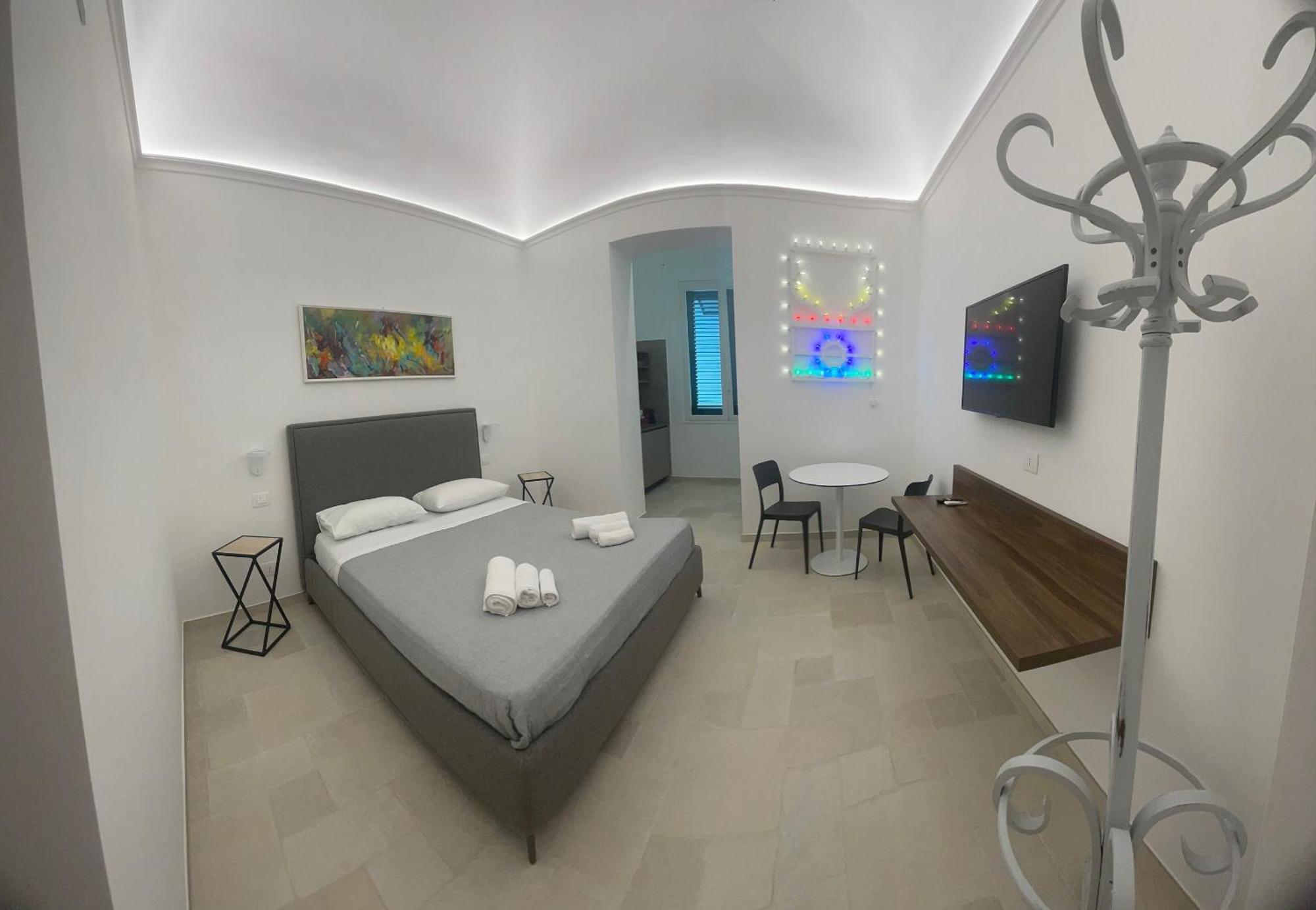 Civico 38 - Le Tre Chiavi Hotel Бари Екстериор снимка